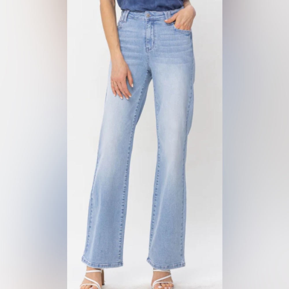NWT - Judy Blue High Waist, Wide Leg, Light Wash Denim Jeans - Woman's Size 24W